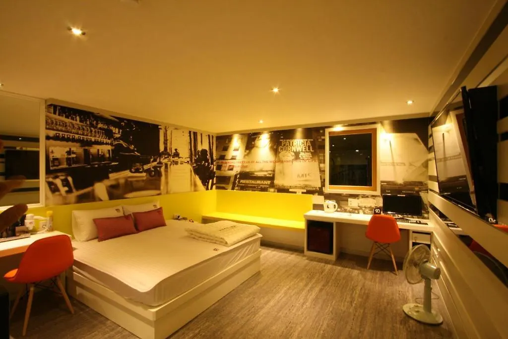 Haeundae On Motel Pusan 2*,